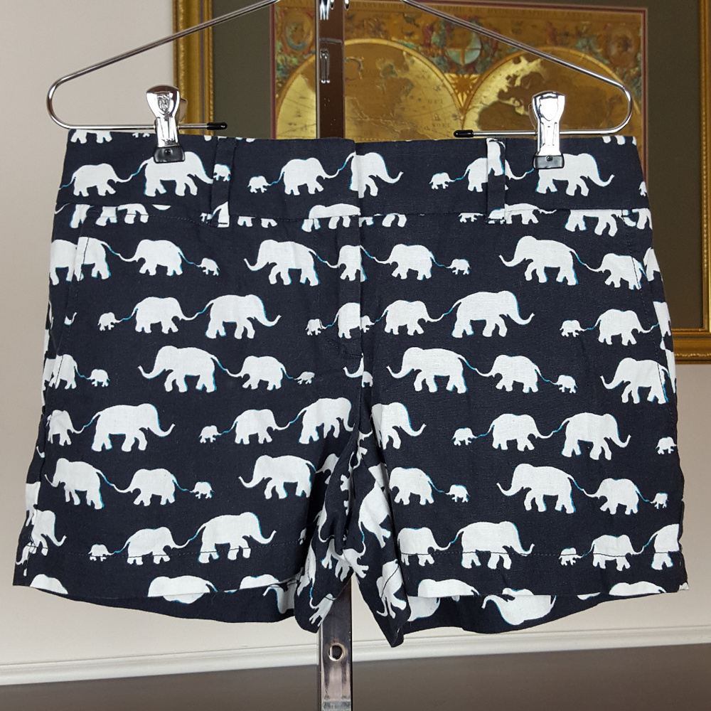 LOFT "The Riviera" Elephant Print Shorts Size 00
